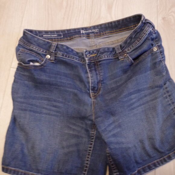 Jean Shorts Women's Revolution By Rick's - Picture 2 of 3